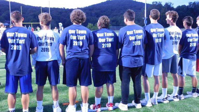 High School celebrates new turf High School celebrates new turf