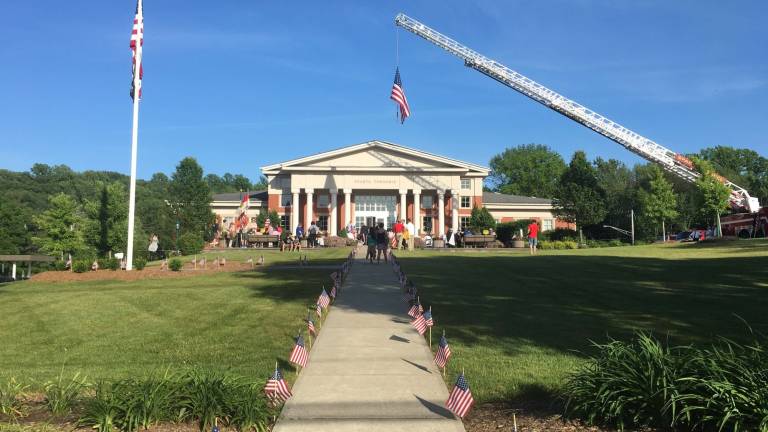 Sparta comes out to honor Old Glory Sparta comes out to honor Old Glory