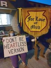 Supporters of an in-home pottery school demonstrate at Vernon Township Municipal Center on Sept. 23.