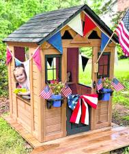 Sparta names July 4 house decorating contest winner