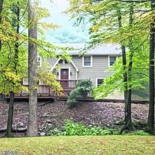 Charming energy makes bi-level a star