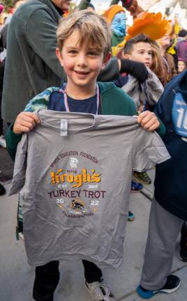 Sam Carspo caught a T-shirt.