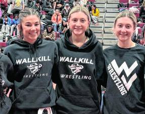 From left, Alexxa Schlereth, Lexi Cammarata, Jenna Cammarata.