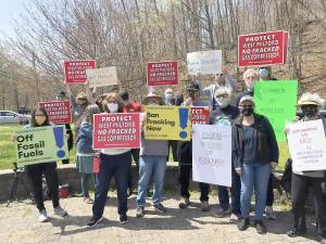 West Milford residents opposed to the projected fracked gas compressor station targeted for West Milford and expansion of existing one in Wantage demonstrated their opposition at a rally on April 24. Photo provided by Renee Allessio.