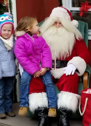 The 2018 Holiday Parade theme is children's "Dreams and Fantasies."