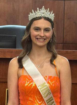 <b>Miss Hardyston</b>