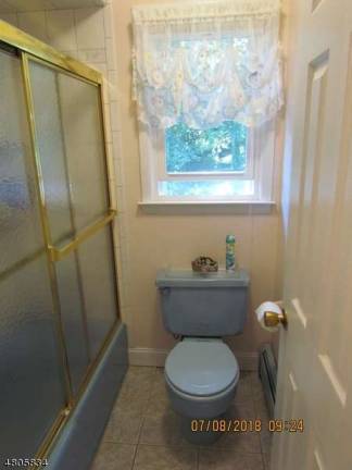 Move-in ready, near Lake Mohawk