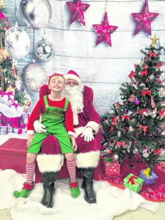 <b>Santa will be on hand for pictures. </b>