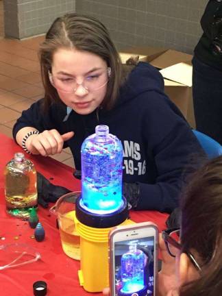 Participant during the last Dream Day working with Johnson &amp; Johnson to make a lava lamp.)
