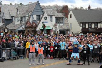 The Annual Krogh's Turkey Trot is in its 13th year and is among New Jersey’s largest and most popular running events, serving as a fundraiser for The Sparta Education Foundation (SEF).