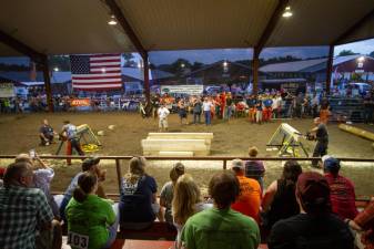 Lumber Jacks and Jills chop up the competition