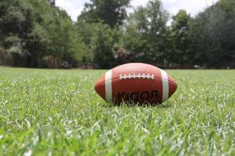Football roundup: High Point tops Newton, 35-33
