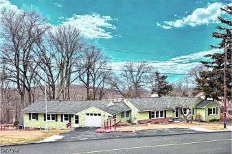 Lake Mohawk mother/daughter property is exceptional