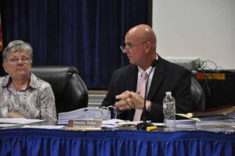 Sparta Superintendent of Schools Dennis Tobin addresses the topic of the current school start and dismissal times. Photo by Jennifer Jean Miller.