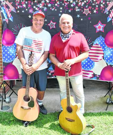 Jeff Martini and George Wortche of Hamburg provided live music.