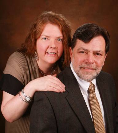 Diane and Donald Dixon have joined Prudential Gross &amp; Jansen Highlands Realty as Realtor-Associates.