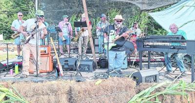 <b>Uncle Shoehorn </b>