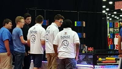 Robotics Teams Z1 and Z4. (Photos provided).