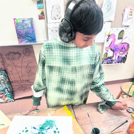 Intuitive painting helps Hilltop Country Day School seventh graders build creative confidence