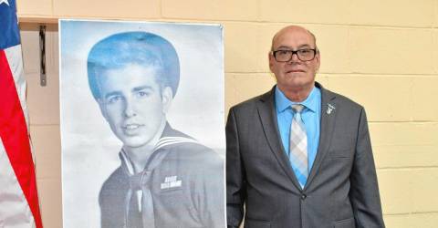 Vietnam War vet is parade grand marshal - Vimarsana News