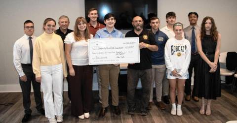 11 students receive scholarships - Vimarsana News