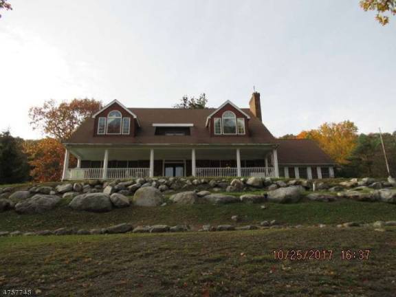 Unique country estate with its own lake