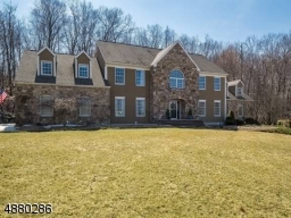 Five-bedroom Colonial