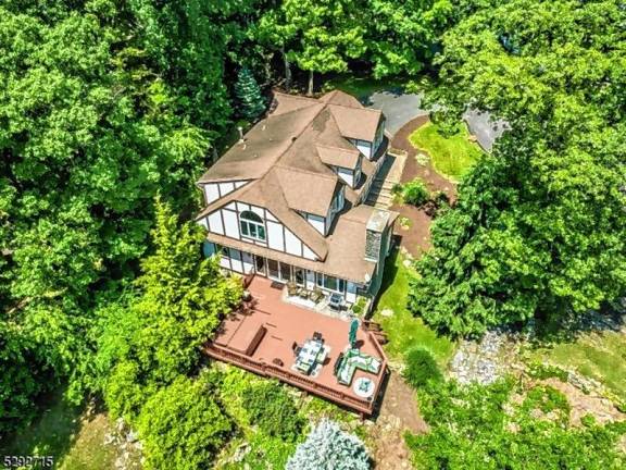 Wonderful Lake Mohawk Tudor