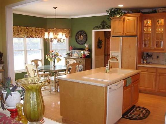 This Skyview gem offers lots of extras