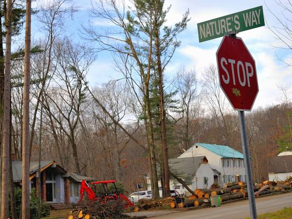 Sparta residents discuss claims and climate change