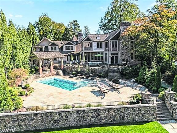An exquisite lakefront estate