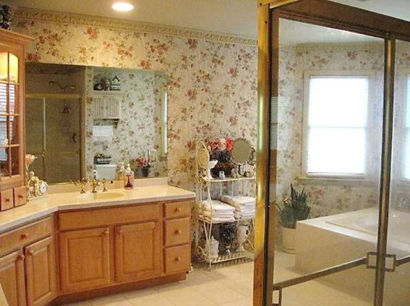 This Skyview gem offers lots of extras