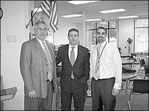 Sparta students hear candidate for Congress
