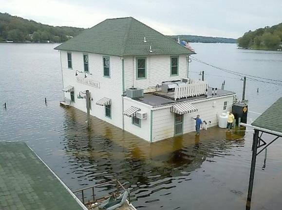 Main Lake Market during the flood of 2000 (Photo courtesy of the Lake Hopatcong Historical Museum)