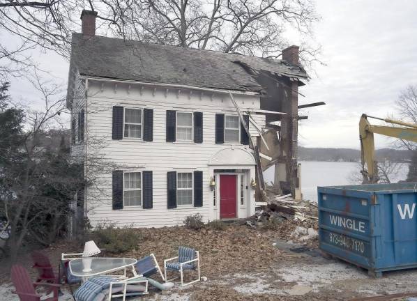 Oldest home in Lake Mohawk torn down