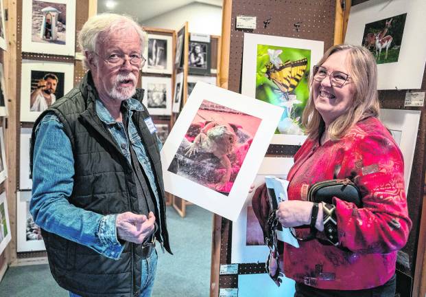 Clarke Warren, a professional photographer, reviews Sharon Hurley’s entry