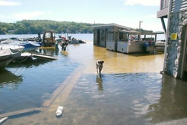 Dow’s Boat Rental &amp; Bait Shop during the flood of 2000. (Photo courtesy of the Lake Hopatcong Historical Museum)