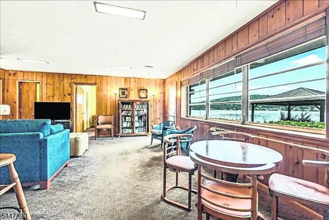 Rare lakefront legacy property