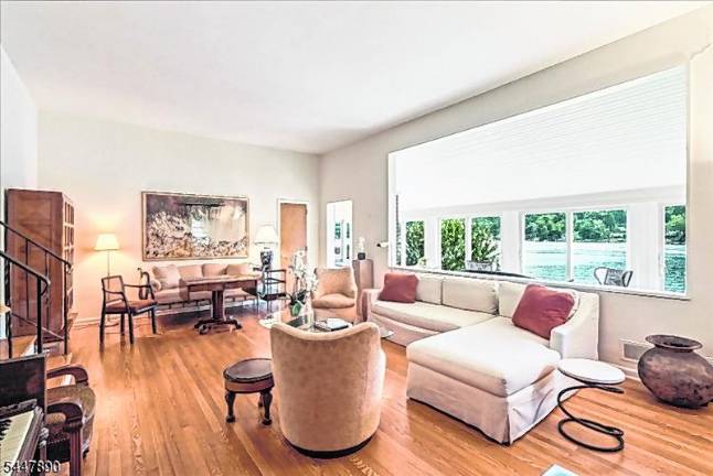 Rare lakefront legacy property