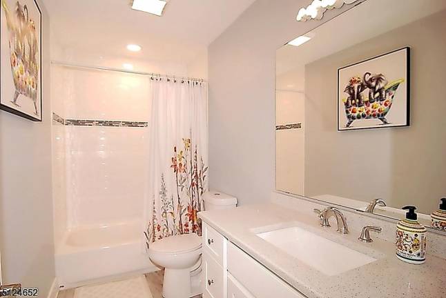 Share your life with family in this Richfield Commons townhome