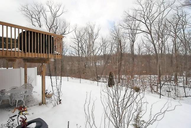 Share your life with family in this Richfield Commons townhome