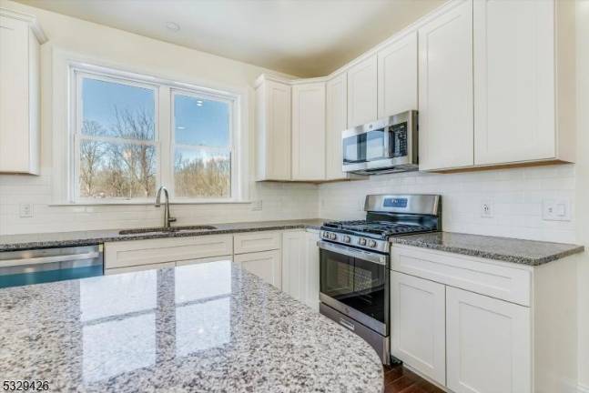 New, gorgeous home