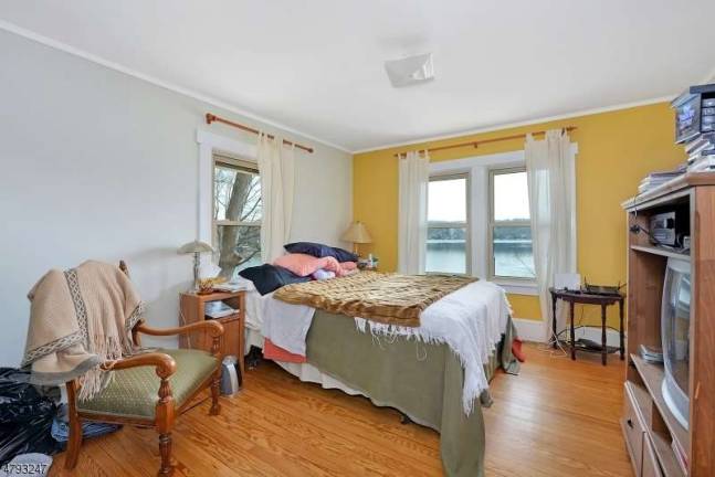 Lake Mohawk vistas and spacious interior