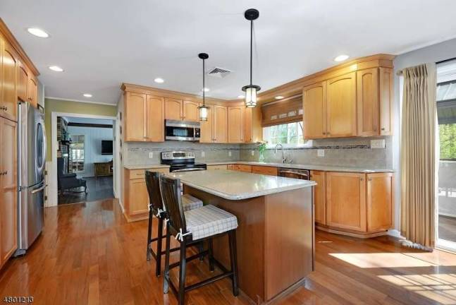 Stylish, move-in ready Colonial