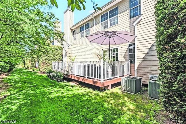 Effortless living in Round Top