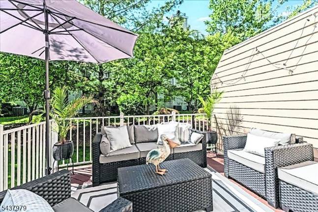 Effortless living in Round Top