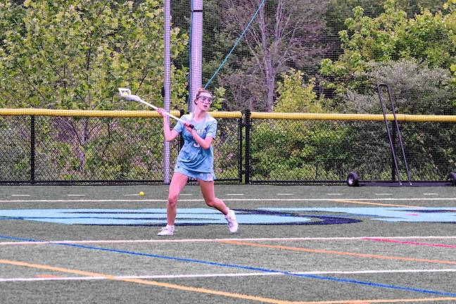 Sparta's Ava Capeci made three assists.