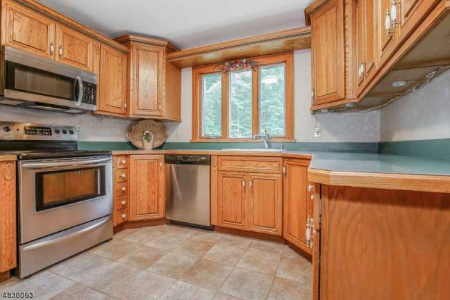 Spacious rooms, move-in ready