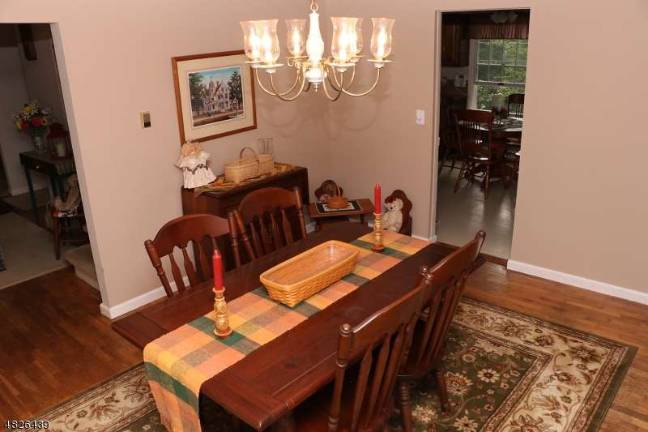 Custom Colonial on cul-de-sac