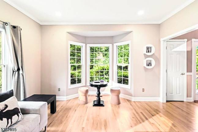 A stunning lakefront colonial